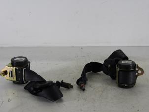 Used Set of seatbelts, rear seats Hyundai Matrix 1.6 16V Price on request offered by Gebr Opdam B.V.