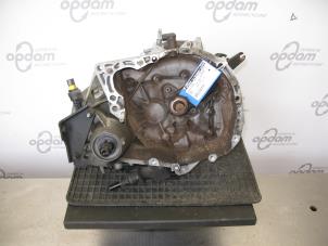 Gebrauchte Getriebe Renault Kangoo Express (FC) 1.5 dCi 60 Preis € 125,00 Margenregelung angeboten von Gebr Opdam B.V.
