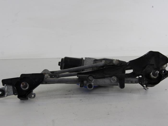 Scheibenwischermotor+Mechanik van een Mazda 3 Sport (BL14/BLA4/BLB4) 1.6i MZR 16V 2010