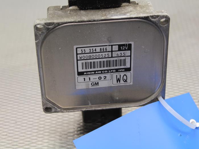 Used Automatic gearbox computer Opel Signum (F48) 3.0 CDTI V6 24V Price on request offered by Gebr Opdam B.V.