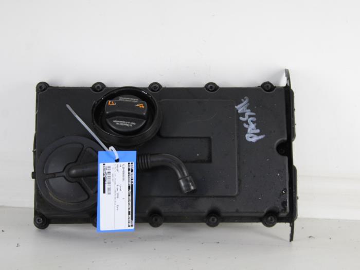 Gebrauchte Ventildeckel Volkswagen Passat Preis € 26,00 Margenregelung angeboten von Gebr Opdam B.V.