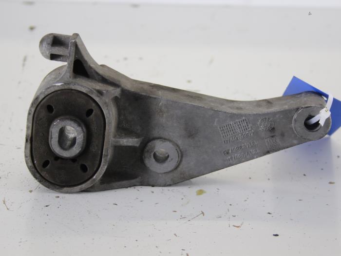 Gearbox mount from a Opel Meriva 1.4 16V Twinport 2005