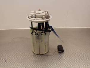 Usados Bomba eléctrica de combustible Fiat Fiorino (225) 1.3 JTD 16V Multijet Precio de solicitud ofrecido por Gebr Opdam B.V.