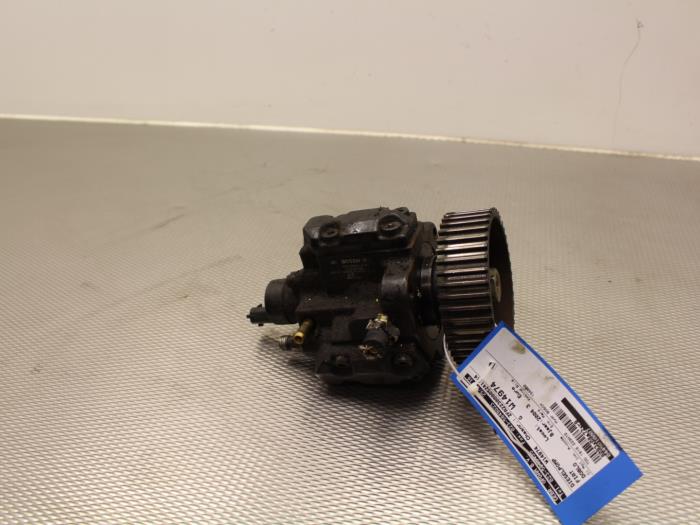 Begagnade Dieselpump Fiat Doblo (223A/119) 1.9 JTD Pris € 85,00 Marginaltabell erbjuds av Gebr Opdam B.V.