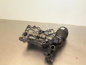 Used Oil filter housing Mercedes Sprinter 3,5t (906.63) 313 CDI 16V Price on request offered by Gebr Opdam B.V.