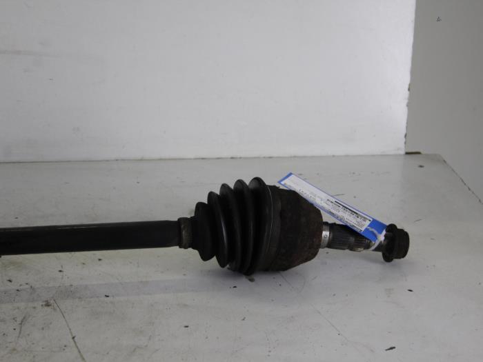 Front drive shaft, right from a Opel Astra H (L48) 1.7 CDTi 16V 2004