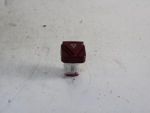 Used Panic lighting switch Peugeot 407 SW (6E) 2.0 HDiF 16V Price € 25,00 Margin scheme offered by Gebr Opdam B.V.