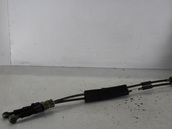 Gearbox control cable from a Nissan Note (E11) 1.6 16V 2006