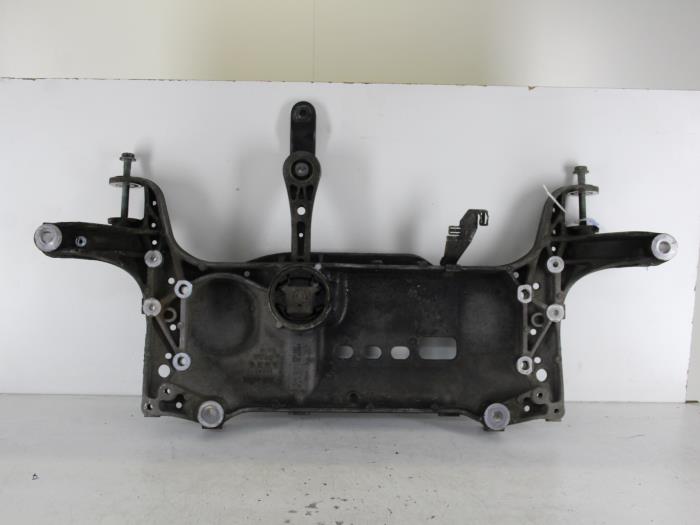Used Subframe Volkswagen Passat Variant (3C5) 2.0 TDI 140 Price € 42,00 Margin scheme offered by Gebr Opdam B.V.
