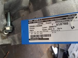 Getriebe van een Toyota Yaris III (P13) 1.5 16V Hybrid 2013