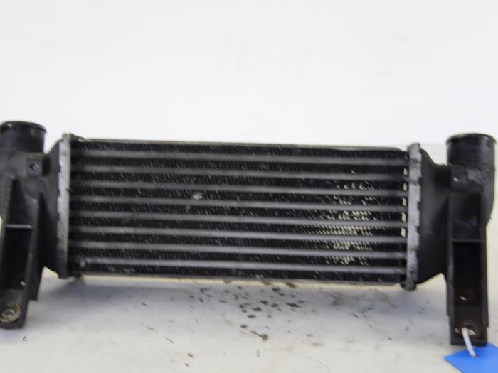 Usagé Intercooler Ford Transit Connect 1.8 TDdi LWB Euro 3 Prix sur demande proposé par Gebr Opdam B.V.