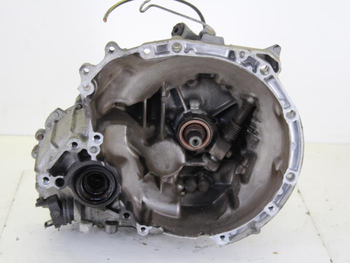 Usagé Boîte de vitesse Daihatsu YRV (M2) 1.3 16V DVVT Prix € 298,00 Règlement à la marge proposé par Gebr Opdam B.V.