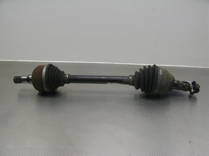 Used Front drive shaft, left Opel Insignia 2.0 CDTI 16V 130 Ecotec Price € 60,00 Margin scheme offered by Gebr Opdam B.V.