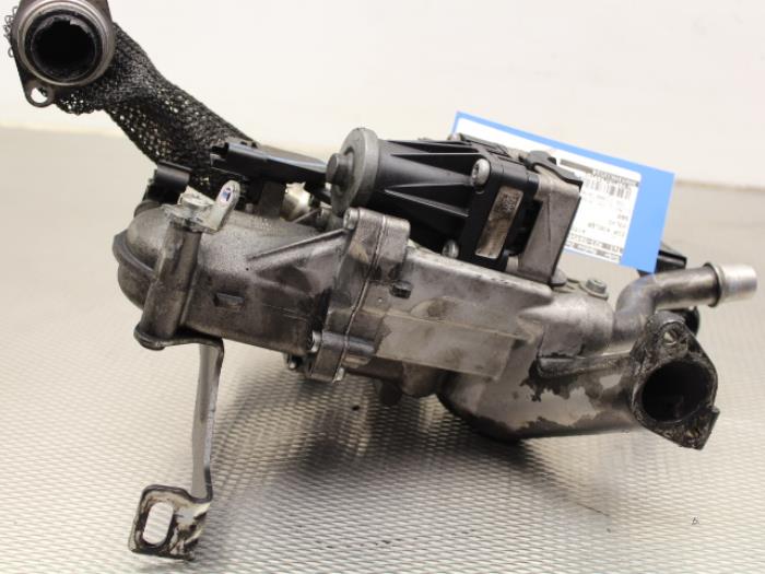 EGR cooler from a Volvo S60 II (FS) 1.6 DRIVe,D2 2011