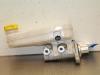 Master cylinder from a Fiat Ducato (250) 2.3 D 130 Multijet 2013