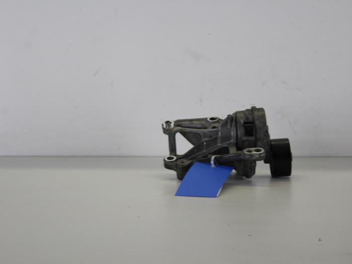 Usados Rodillo tensor correa múltiple Peugeot 208 I (CA/CC/CK/CL) 1.2 Vti 12V PureTech 82 Precio de solicitud ofrecido por Gebr Opdam B.V.