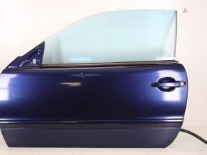 Używane Drzwi lewe wersja 2-drzwiowa Mercedes CLK (W208) Cena € 90,00 Procedura marży oferowane przez Gebr Opdam B.V.