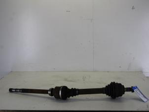 Used Front drive shaft, right Peugeot Partner 1.6 HDI 75 Price € 35,00 Margin scheme offered by Gebr Opdam B.V.