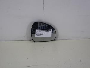 Used Mirror glass, right Peugeot 308 SW (4E/H) 1.6 VTI 16V Price on request offered by Gebr Opdam B.V.