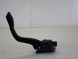 Usados Sensor de posición de acelerador Peugeot 206 (2A/C/H/J/S) 1.4 XR,XS,XT,Gentry Precio € 25,00 Norma de margen ofrecido por Gebr Opdam B.V.