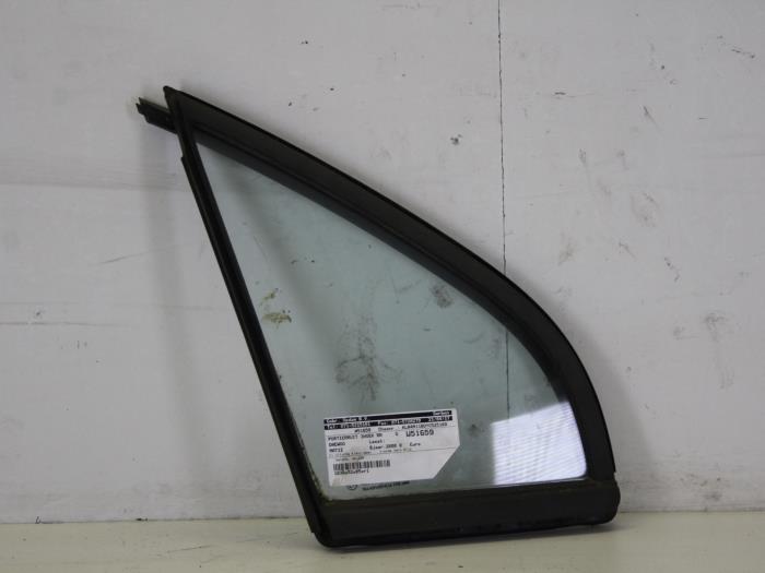 Usados Ventanilla triangular derecha detrás Chevrolet Matiz 0.8 S,SE Precio de solicitud ofrecido por Gebr Opdam B.V.