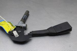 Used Seatbelt tensioner, left BMW 5-Serie Price on request offered by Gebr Opdam B.V.