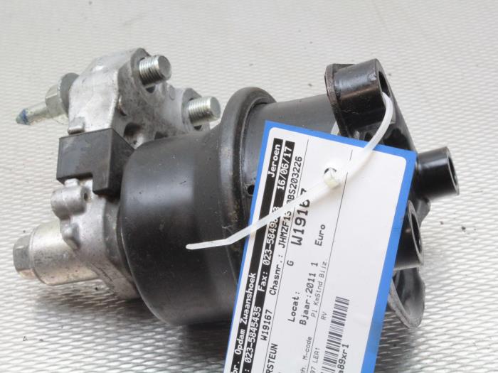Usagé Support moteur Honda CR-Z (ZF1) 1.5 Hybrid 16V Prix sur demande proposé par Gebr Opdam B.V.