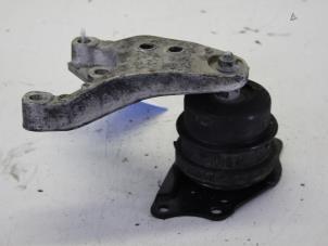 Usados Soporte de motor Volkswagen Polo V (6R) 1.2 TDI 12V BlueMotion Precio de solicitud ofrecido por Gebr Opdam B.V.