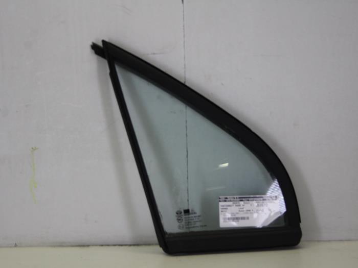 Usados Ventanilla triangular derecha delante Chevrolet Matiz 0.8 S,SE Precio € 20,00 Norma de margen ofrecido por Gebr Opdam B.V.