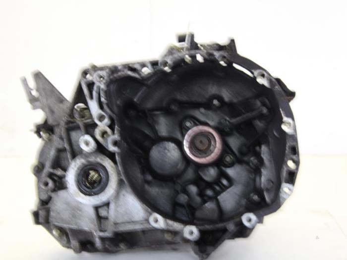 Usagé Boîte de vitesse Renault Grand Scénic II (JM) 1.6 16V Prix € 170,00 Règlement à la marge proposé par Gebr Opdam B.V.