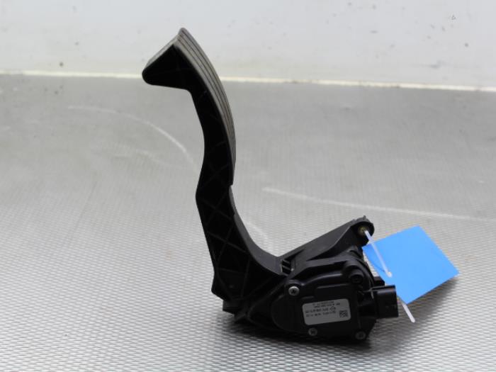 Begagnade Gaspedalsensor Renault Twingo III (AH) 1.0 SCe 70 12V Pris € 26,00 Marginaltabell erbjuds av Gebr Opdam B.V.