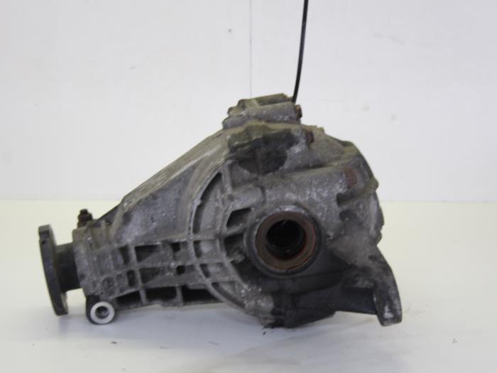 Gebrauchte Differential hinten Mercedes ML I (163) 270 2.7 CDI 20V Preis auf Anfrage angeboten von Gebr Opdam B.V.
