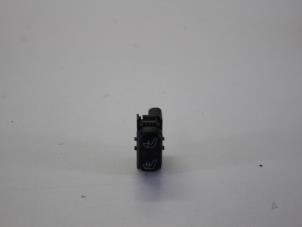 Used Seat heating switch Mercedes ML I (163) 270 2.7 CDI 20V Price on request offered by Gebr Opdam B.V.