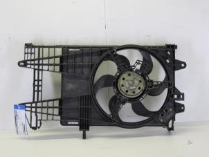 Used Fan motor Fiat Punto II (188) 1.2 60 S 3-Drs. Price on request offered by Gebr Opdam B.V.