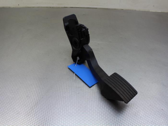Begagnade Gaspedalsensor Mitsubishi Space Star (A0) 1.0 12V Pris € 30,00 Marginaltabell erbjuds av Gebr Opdam B.V.