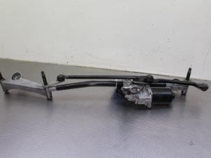 Used Wiper motor + mechanism Mercedes A (W176) 1.6 A-180 16V Price € 50,00 Margin scheme offered by Gebr Opdam B.V.