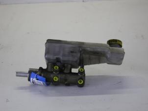 Used Master cylinder Peugeot Boxer (244) 2.0 HDi Price on request offered by Gebr Opdam B.V.