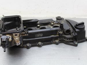 Used Rocker cover Toyota Aygo Price on request offered by Gebr Opdam B.V.