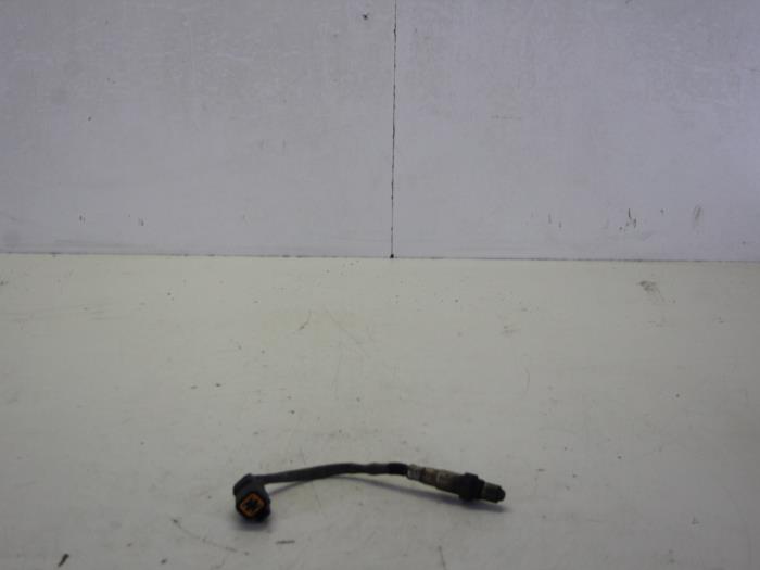 Usagé Sonde lambda Hyundai Matrix 1.6 16V Prix € 30,00 Règlement à la marge proposé par Gebr Opdam B.V.