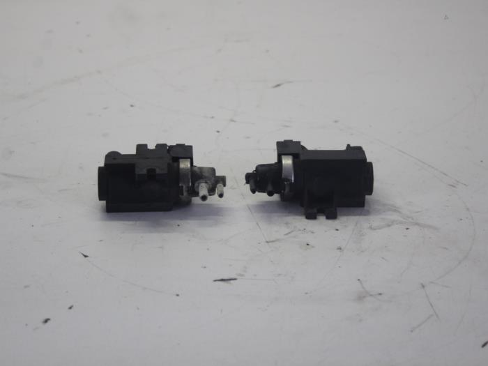 Usagé Clapet de surpression Turbo Audi A4 Avant (B6) Prix sur demande proposé par Gebr Opdam B.V.