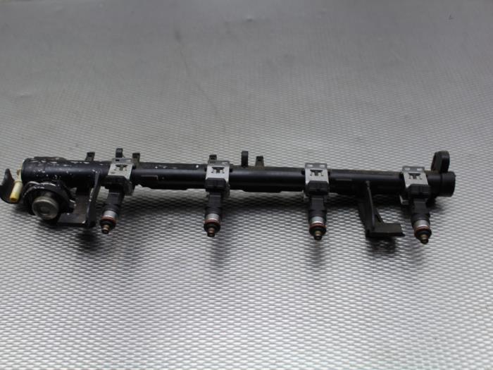 Usagé Système d'injection Ford Focus 3 Wagon 1.6 Ti-VCT 16V 125 Prix sur demande proposé par Gebr Opdam B.V.