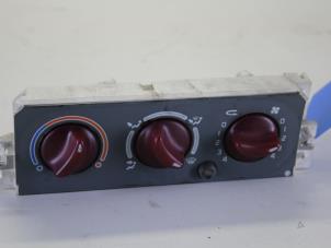 Usados Panel de control de calefacción Renault Twingo (C06) 1.2 Precio de solicitud ofrecido por Gebr Opdam B.V.