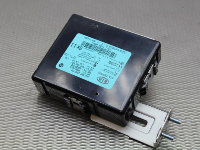 Usagé Ordinateur divers Kia Rio IV (YB) 1.0i T-GDi 100 12V Prix € 128,00 Règlement à la marge proposé par Gebr Opdam B.V.