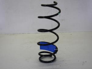 Used Front spring screw Peugeot 108 1.0 12V Price on request offered by Gebr Opdam B.V.