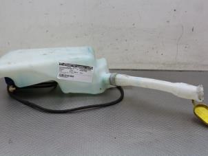 Used Rear window washer reservoir Renault Clio III (BR/CR) 1.4 16V Price on request offered by Gebr Opdam B.V.