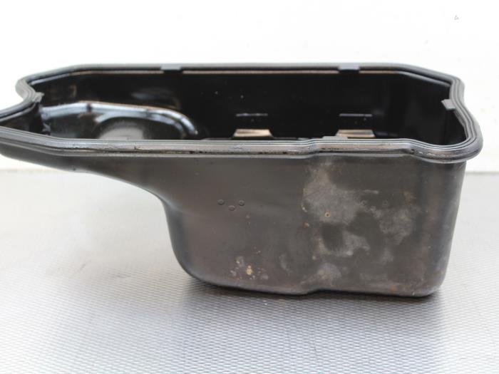 Couvercle carter d'un Iveco New Daily IV 35C13V, C13V/P, S13V, S13V/P 2012