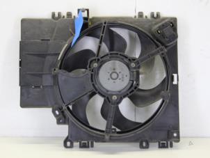 Usagé Ventilateur moteur Nissan Micra (K12) 1.2 16V Prix € 50,00 Règlement à la marge proposé par Gebr Opdam B.V.