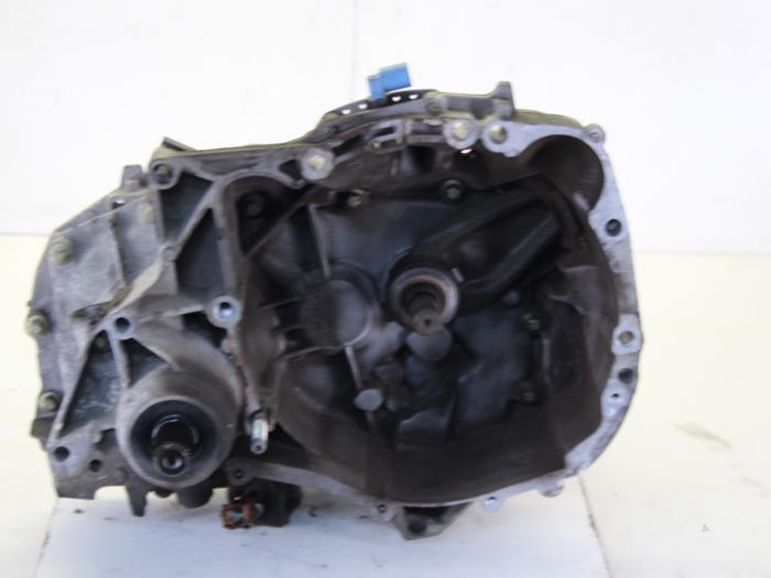 Used Gearbox Renault Twingo (C06) 1.2 16V Price € 150,00 Margin scheme offered by Gebr Opdam B.V.