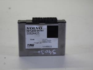 Usados Módulo de cierre centralizado Volvo V40 (VW) 1.8 16V Precio de solicitud ofrecido por Gebr Opdam B.V.