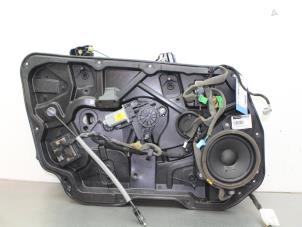 Używane Mechanizm szyby lewej przedniej wersja 4-drzwiowa Volvo V60 I (FW/GW) 2.0 D3 20V Cena € 75,00 Procedura marży oferowane przez Gebr Opdam B.V.